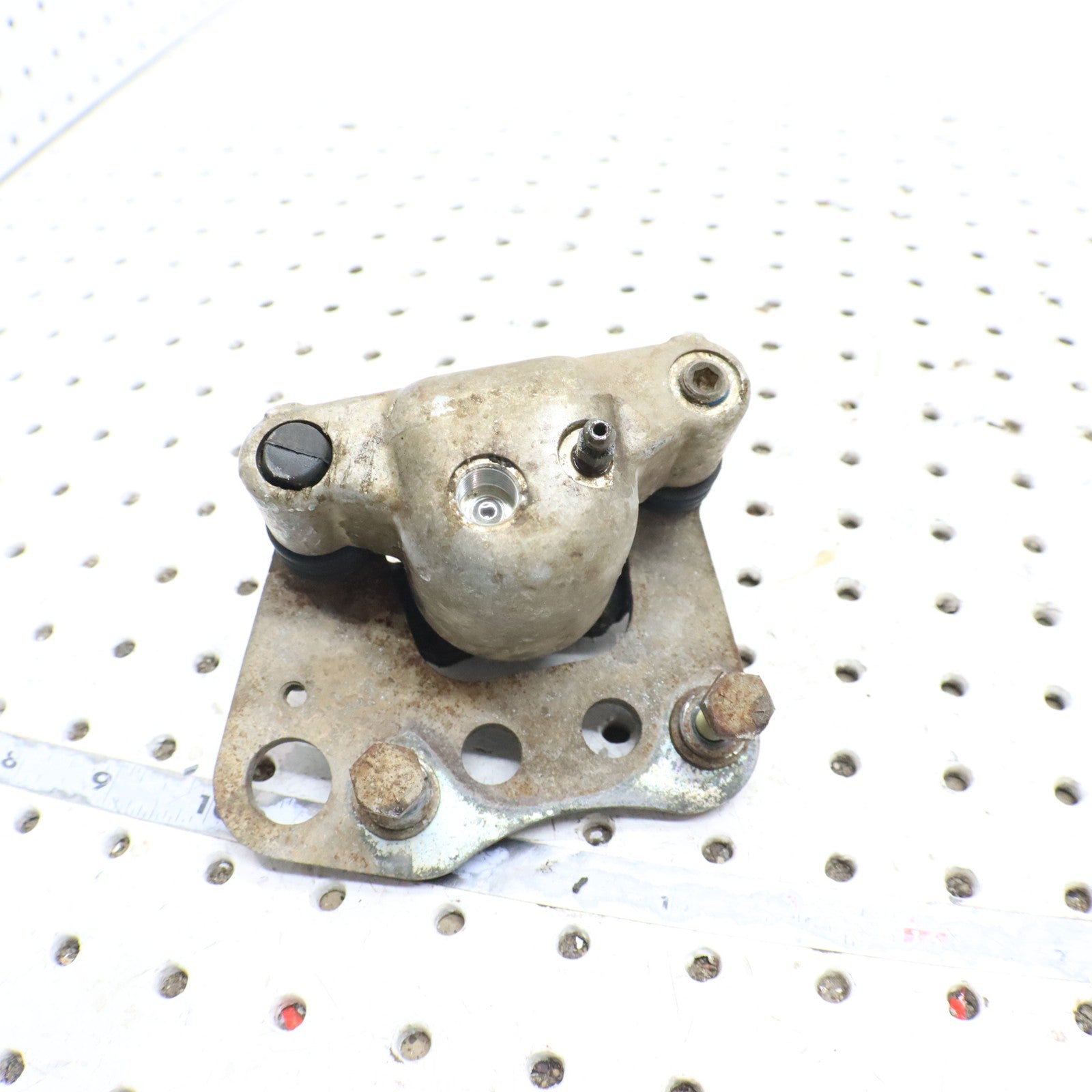 2003 Polaris Sportsman 600 Brake Caliper Front LEFT 1910549 1910681