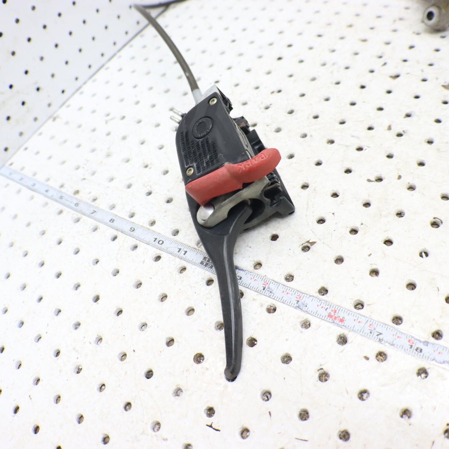 2006 POLARIS RMK 700 HAND BRAKE LEVER MASTER CYLINDER 2202785; 2202742