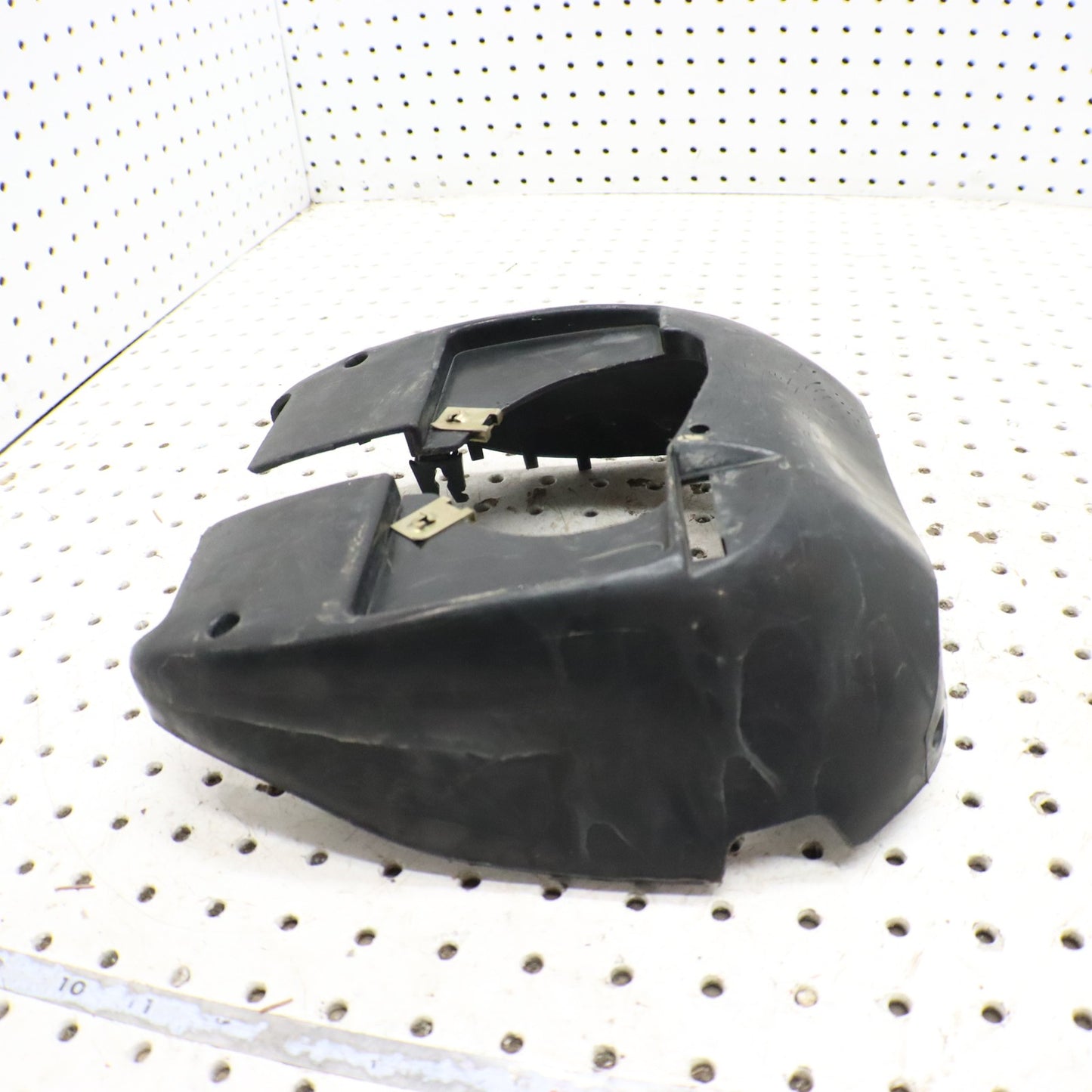 1998 Polaris Xplorer 400l Headlight Gauge Pod Lower 5431811-070 