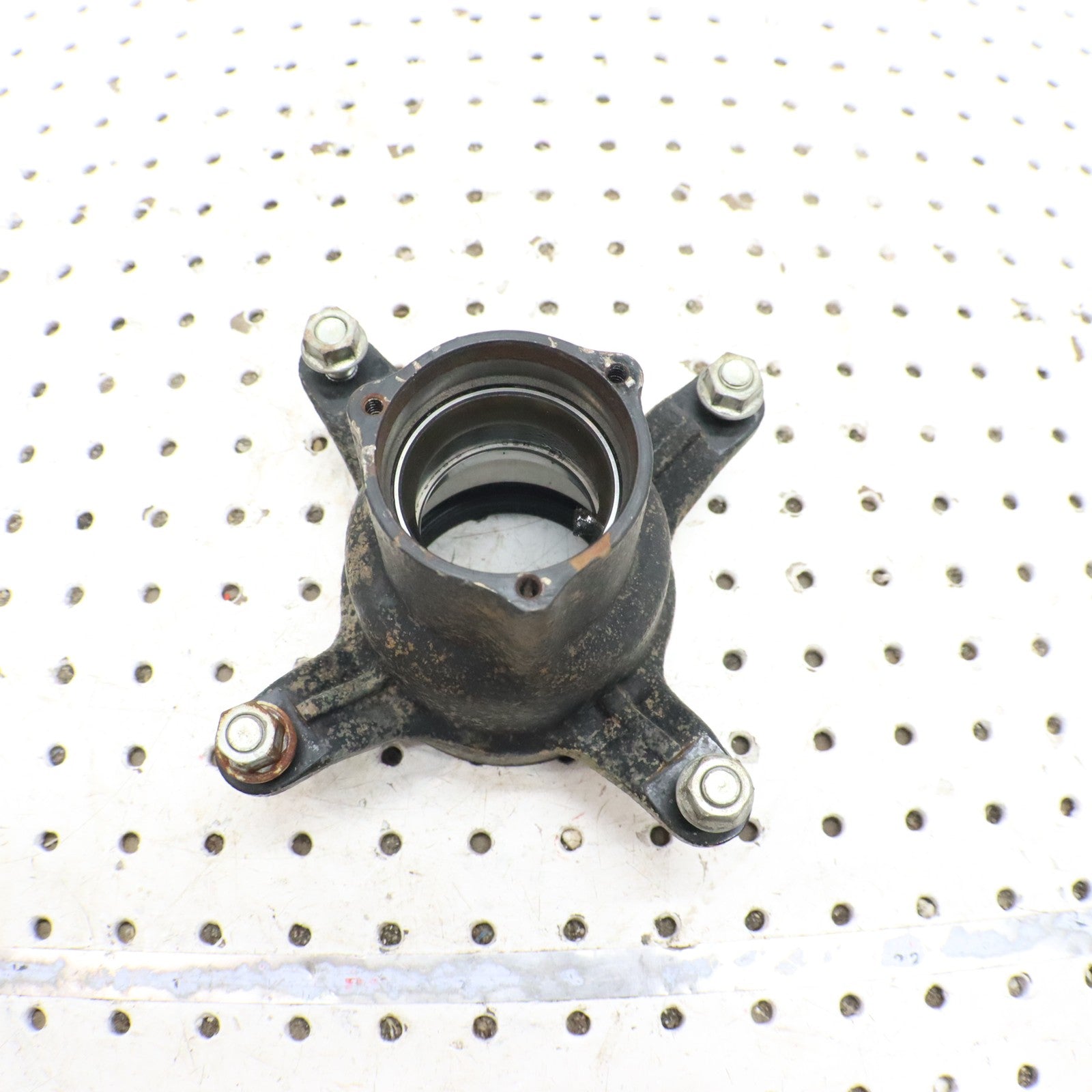 1998 Polaris Xplorer 400l Wheel Hub 1520243; 2202595 