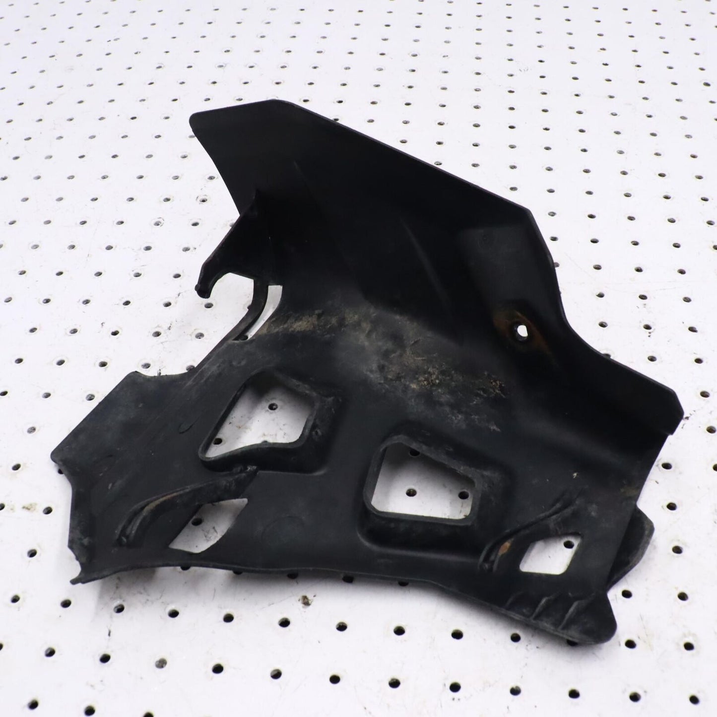 2013 YAMAHA GRIZZLY 700 FRONT RIGHT ARM GUARD 1HP-F3133-00-00 