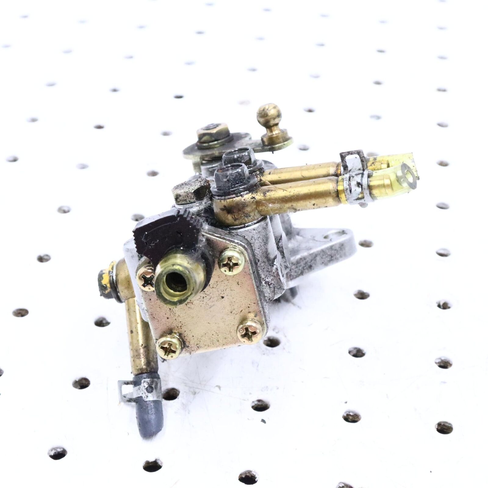 2005 ARCTIC CAT SABERCAT 600 OIL PUMP 3007-565