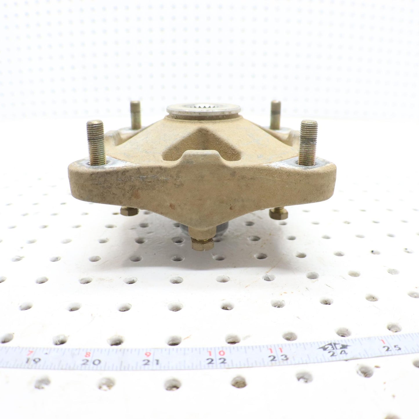 2016 POLARIS SPORTSMAN 570 WHEEL HUB FRONT 5134310 5143612