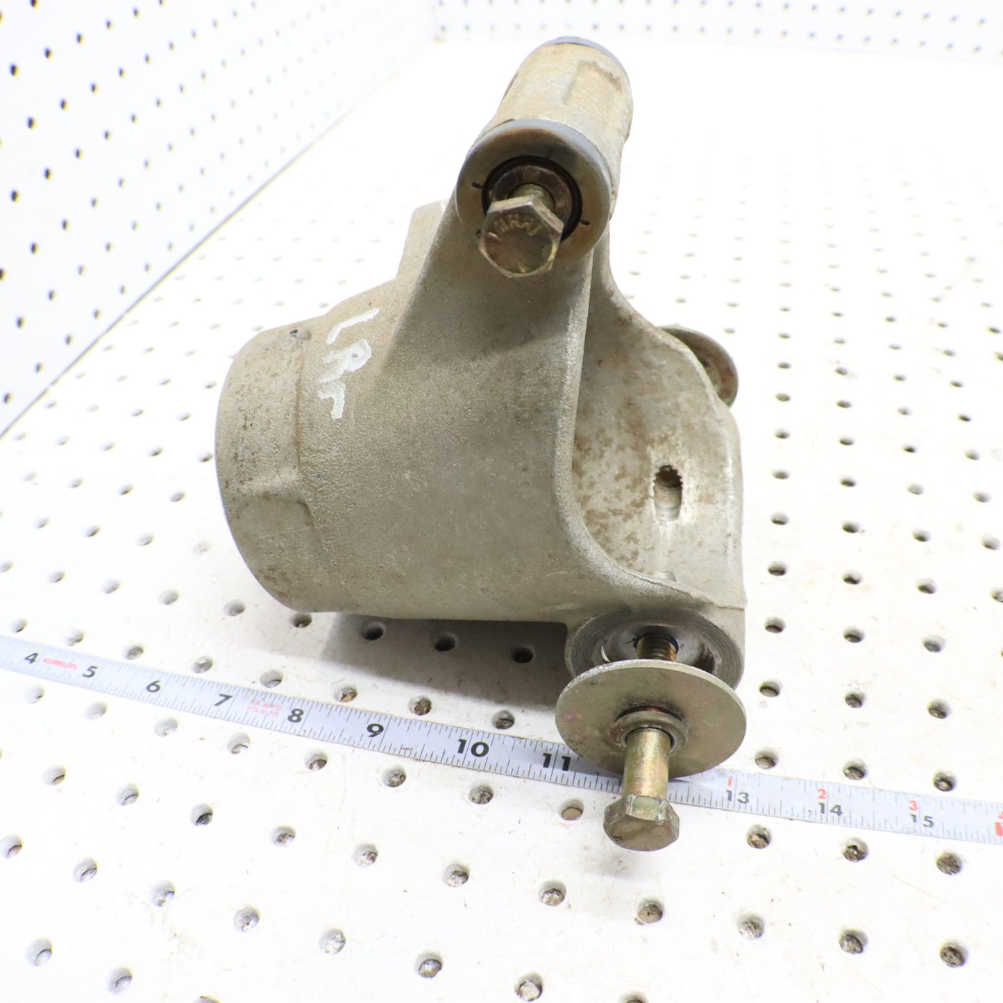 2015 Polaris Sportsman 570 Bearing Carrier Knuckle Rear 5135563 LEFT