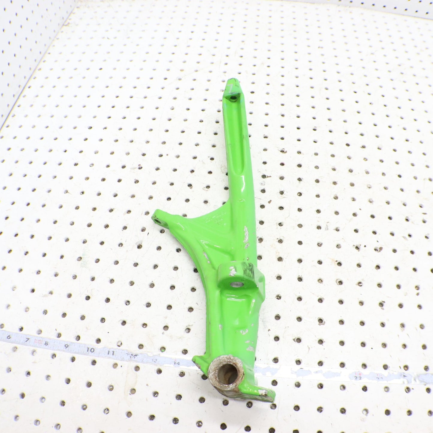 2016 Arctic Cat M8000 Spindle Left 3703-423 ; 3603-425