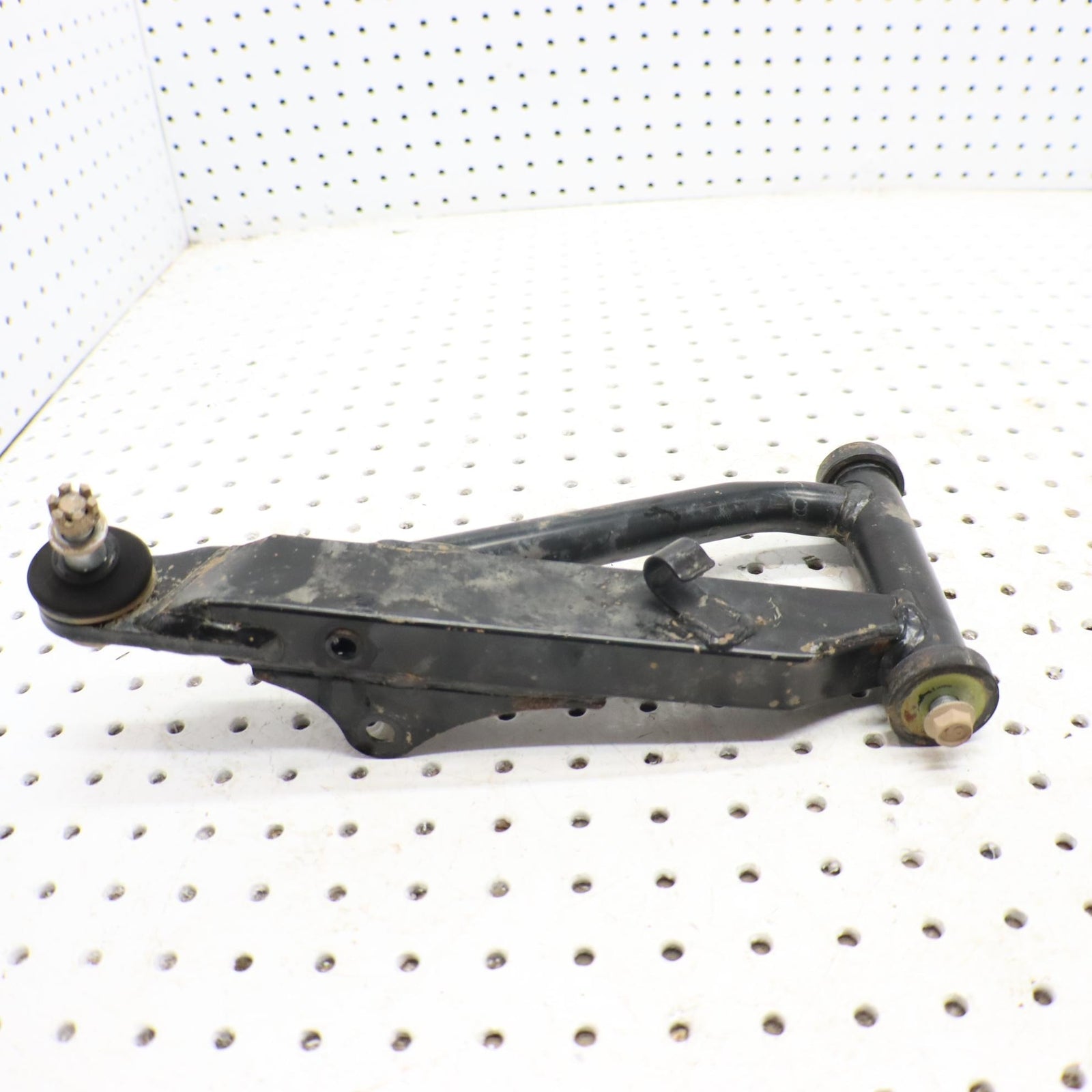 2016 SUZUKI KING QUAD 500 FRONT UPPER RIGHT CONTROL ARM 52430-31820