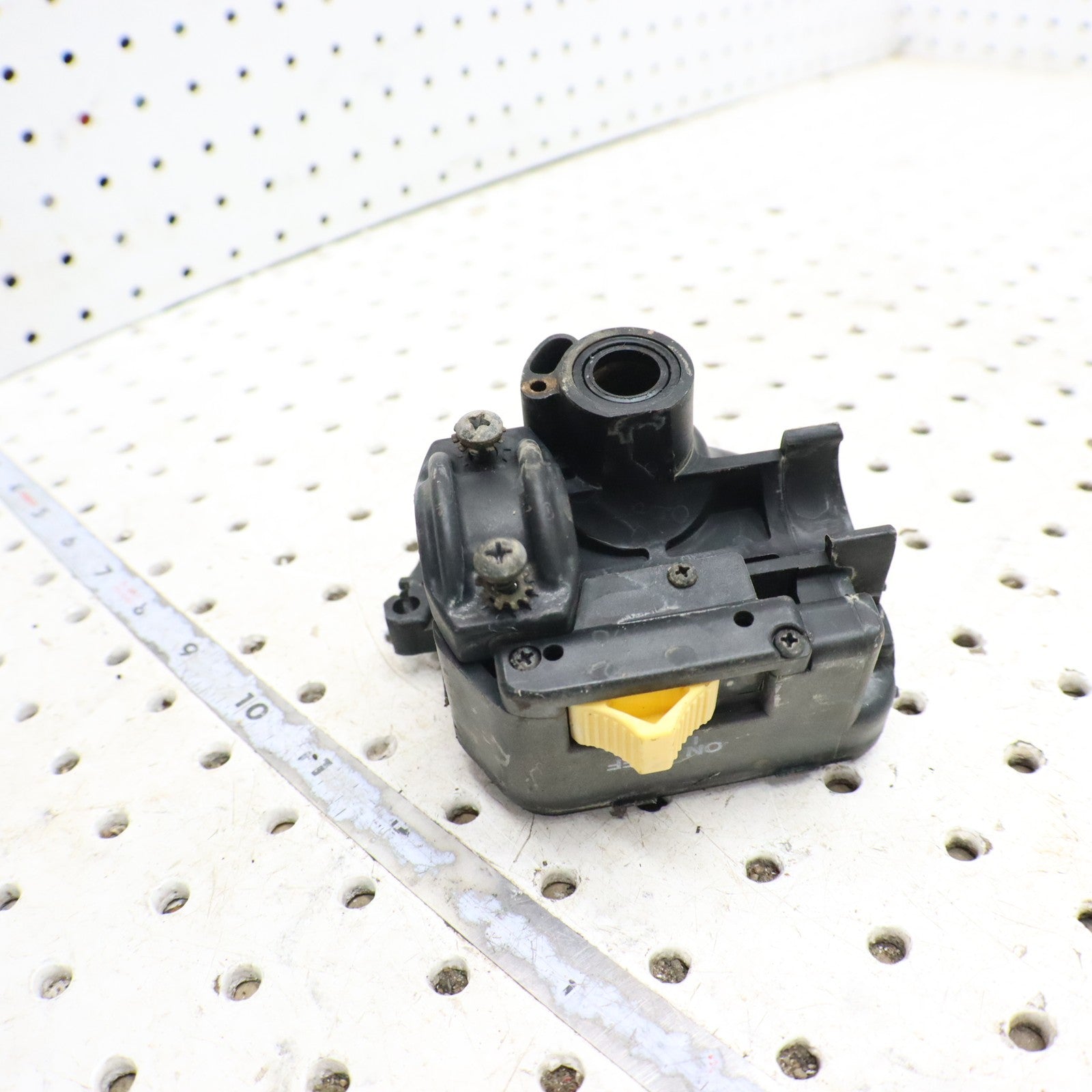 2004 Polaris Sportsman 500 Throttle Control MOUNTING CLAMP 2010191