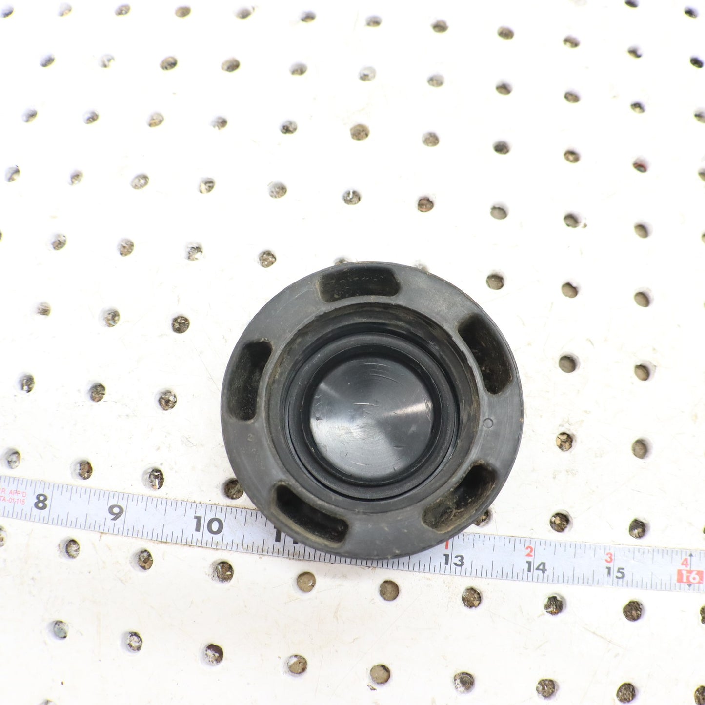 2009 Polaris Sportsman Xp 850 Gas Tank Cap Cover Lid 5433687; 5450389