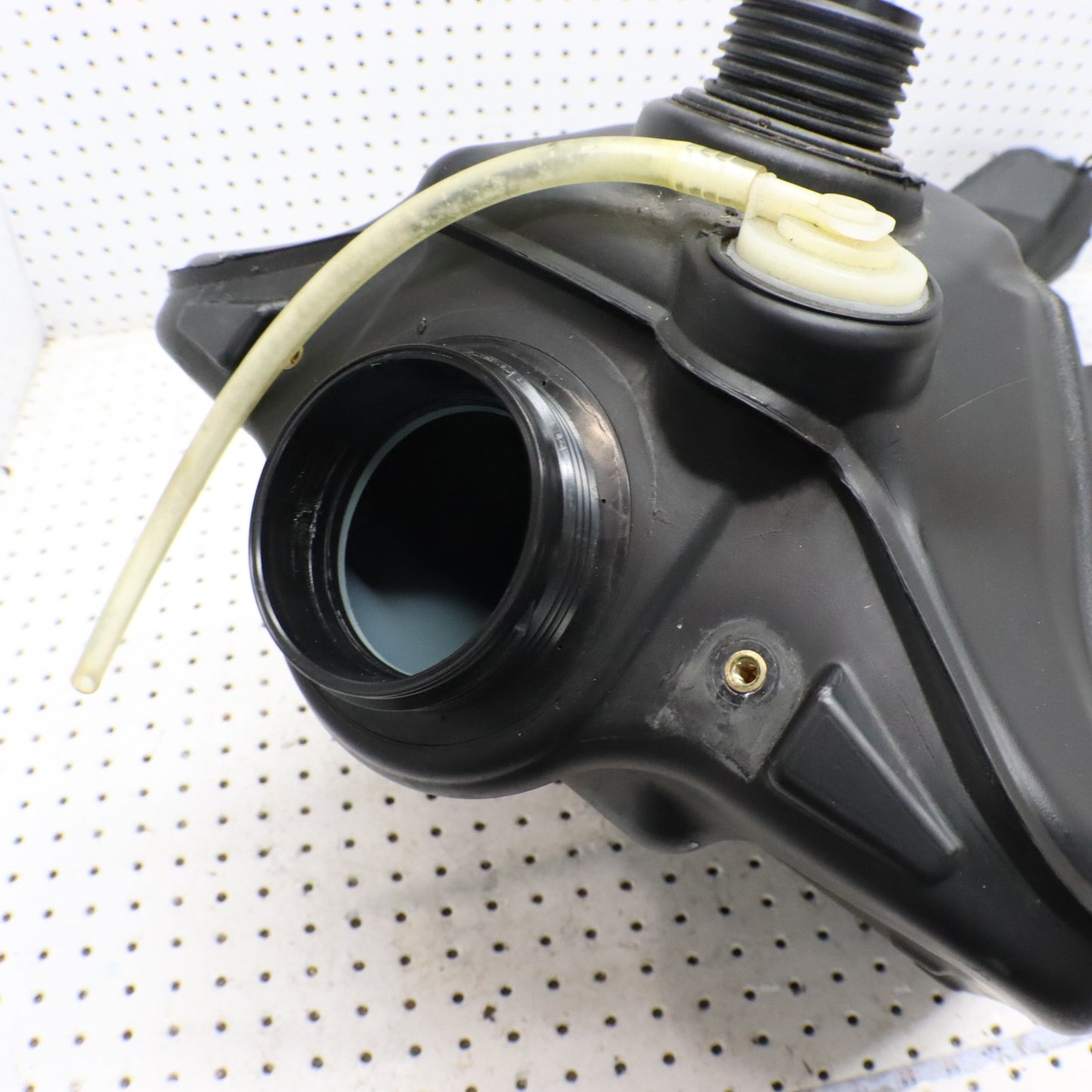 2016 Polaris Rush 800 Gas Tank Fuel Tank 2521341; 2521340