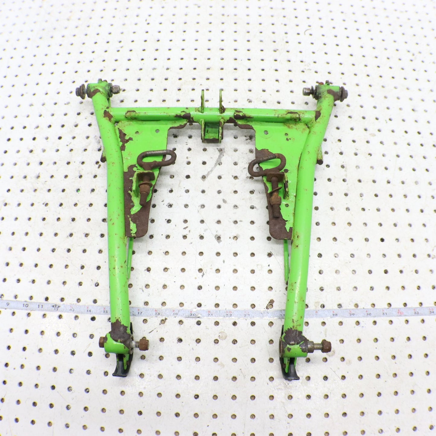  ARCTIC CAT ZR 600 REAR BACK SUSPENSION FRONT TORQUE PIVOT ARM 0704-345