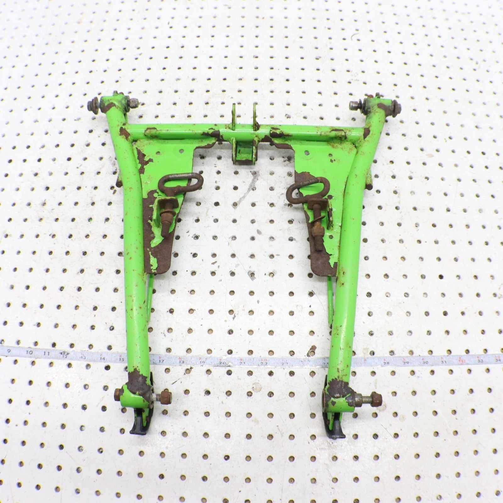  ARCTIC CAT ZR 600 REAR BACK SUSPENSION FRONT TORQUE PIVOT ARM 0704-345