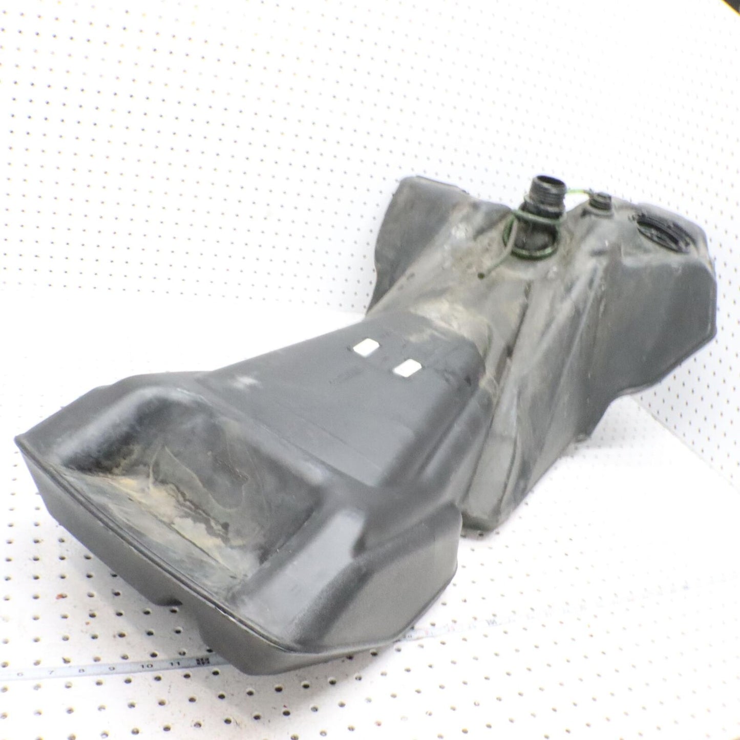 2014 ARCTIC CAT M8000 GAS TANK FUEL TANK  1770-032 1770-250