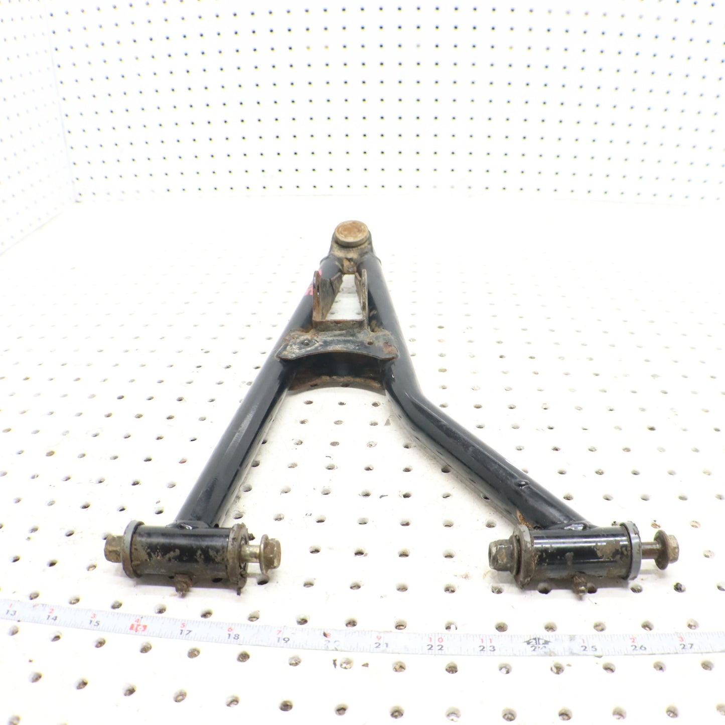 2009 Polaris Sportsman Xp 850 Front Upper Right Control Arm 1017261-067 1025618