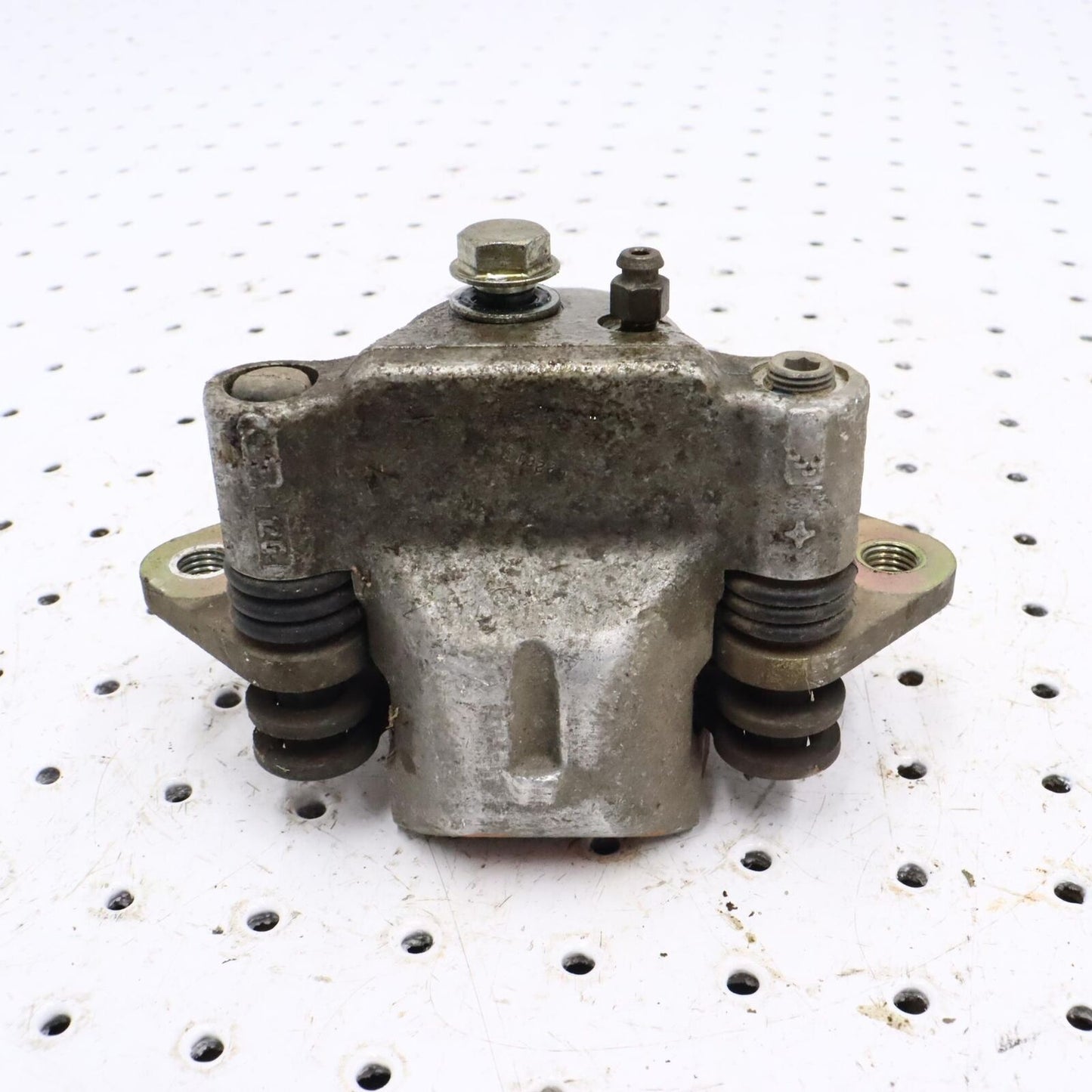 2013 POLARIS SPORTSMAN 550 REAR BACK BRAKE CALIPER 1911063