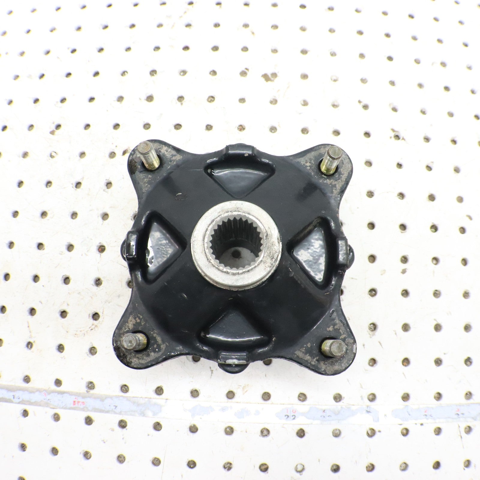 2013 Polaris Ranger 800 REAR Wheel Hub 5135113-067 5143629-067