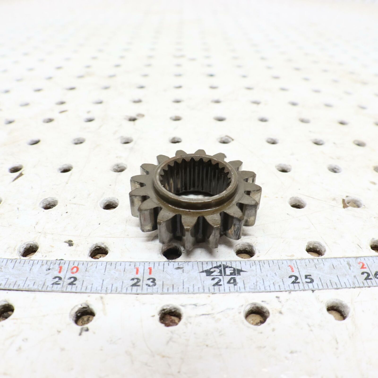 2000 POLARIS MAGNUM 325 TRANSMISSION GEAR,16T 3233603