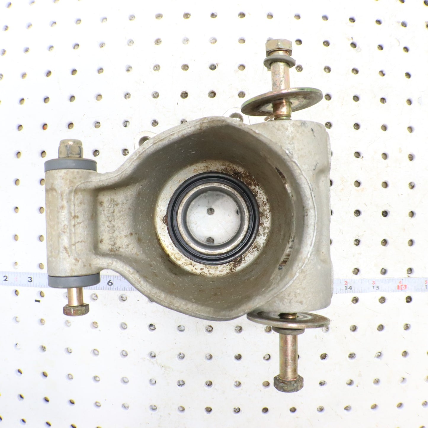 2015 Polaris Sportsman 570 Bearing Carrier Knuckle Rear 5135563 LEFT