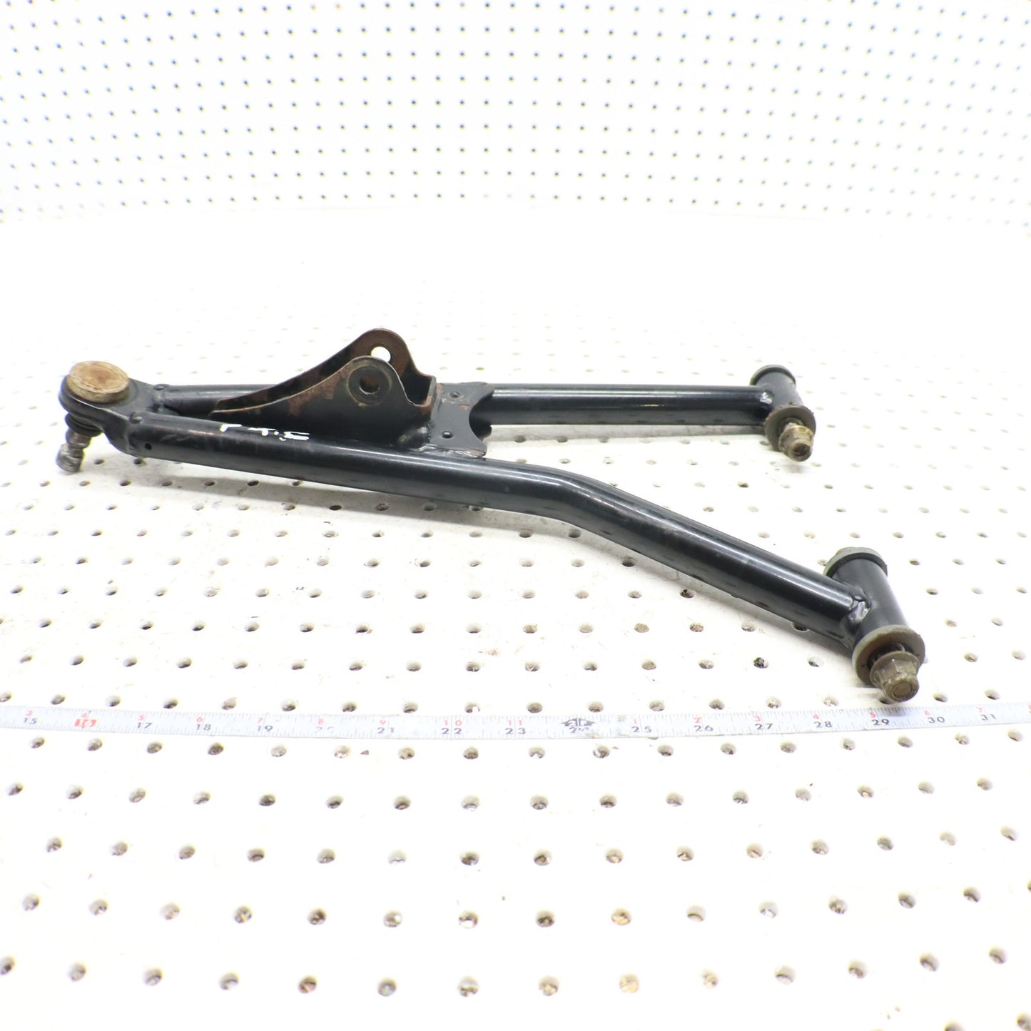2009 Polaris Sportsman Xp 850 Front Upper Left Control Arm 1017260-067 1025617