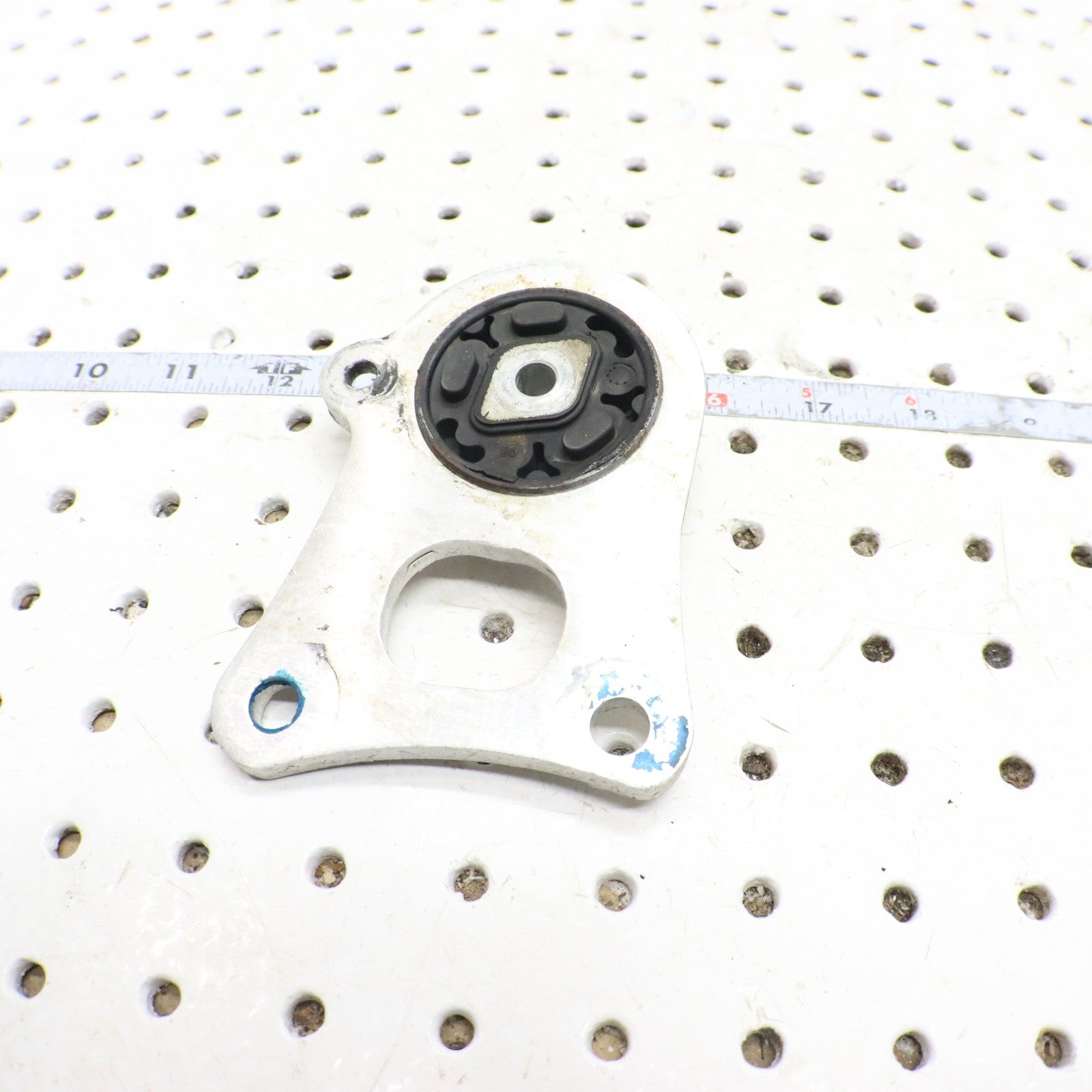 2009 Arctic Cat Crossfire R 8 Motor Engine Mount 0708-581