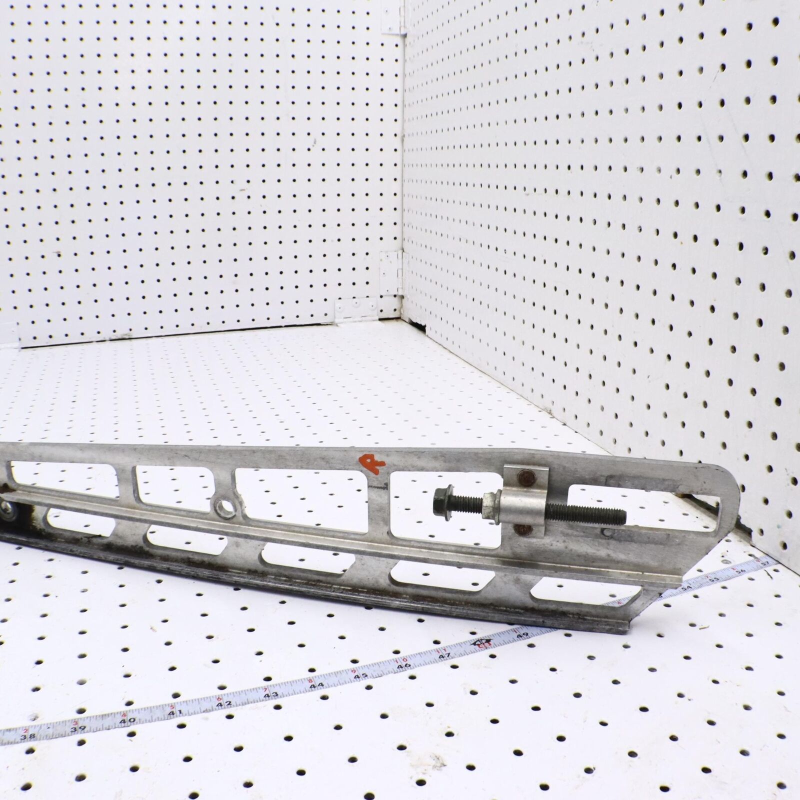 2014 POLARIS PRO RMK 800 155 RIGHT SLIDING SKID SUSPENSION RAIL 1543253-309