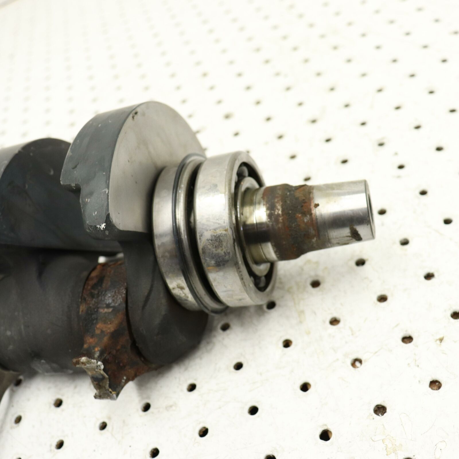 2002 POLARIS SPORTSMAN 700 CRANKSHAFT CRANK SHAFT 1202222 2203067 CORE FOR PARTS