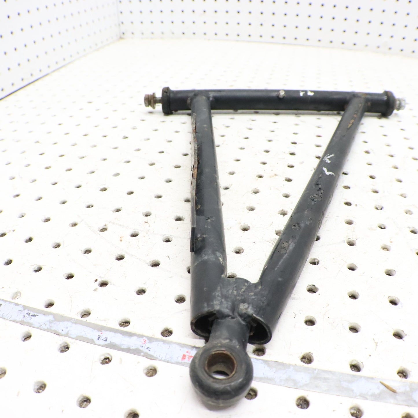 2014 Polaris Sportsman 570 Front Lower Left Control A Arm 2202906