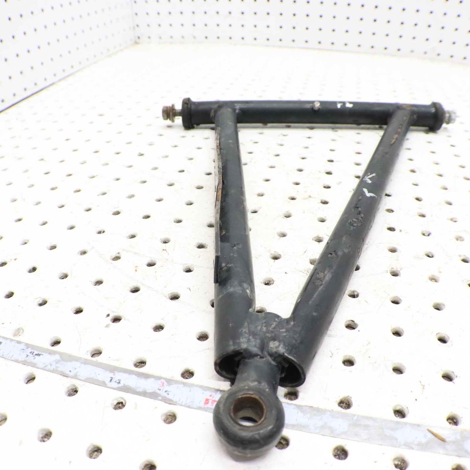 2014 Polaris Sportsman 570 Front Lower Left Control A Arm 2202906