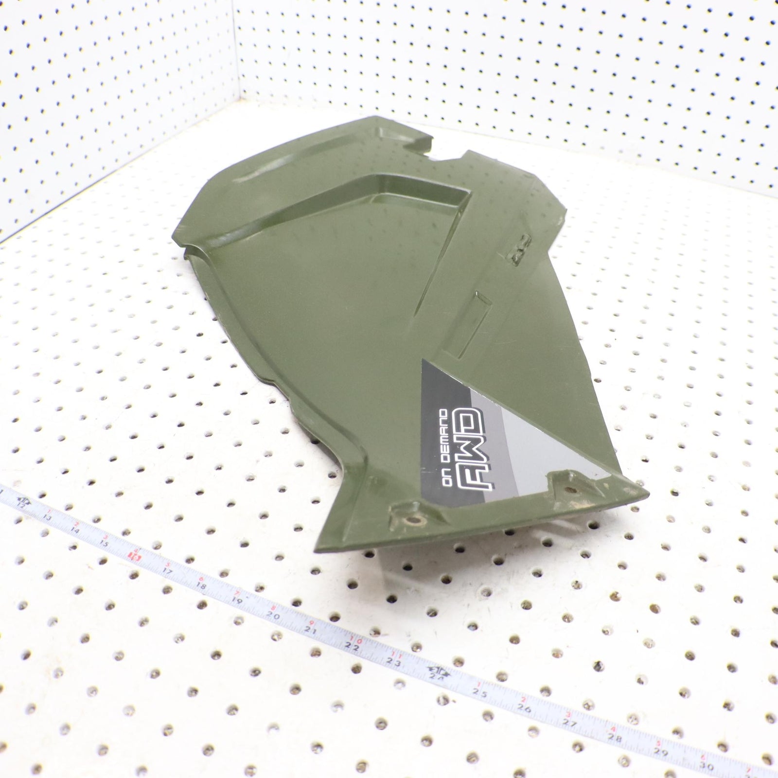 2014 Polaris Sportsman 570 Side Panel Cover Right 2636441-498 SMALL MELT SPOT