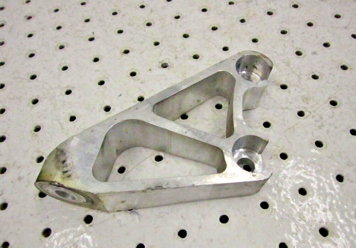 2007 ARCTIC CAT F8 MOTOR MOUNT MAG RIGHT 0708-474