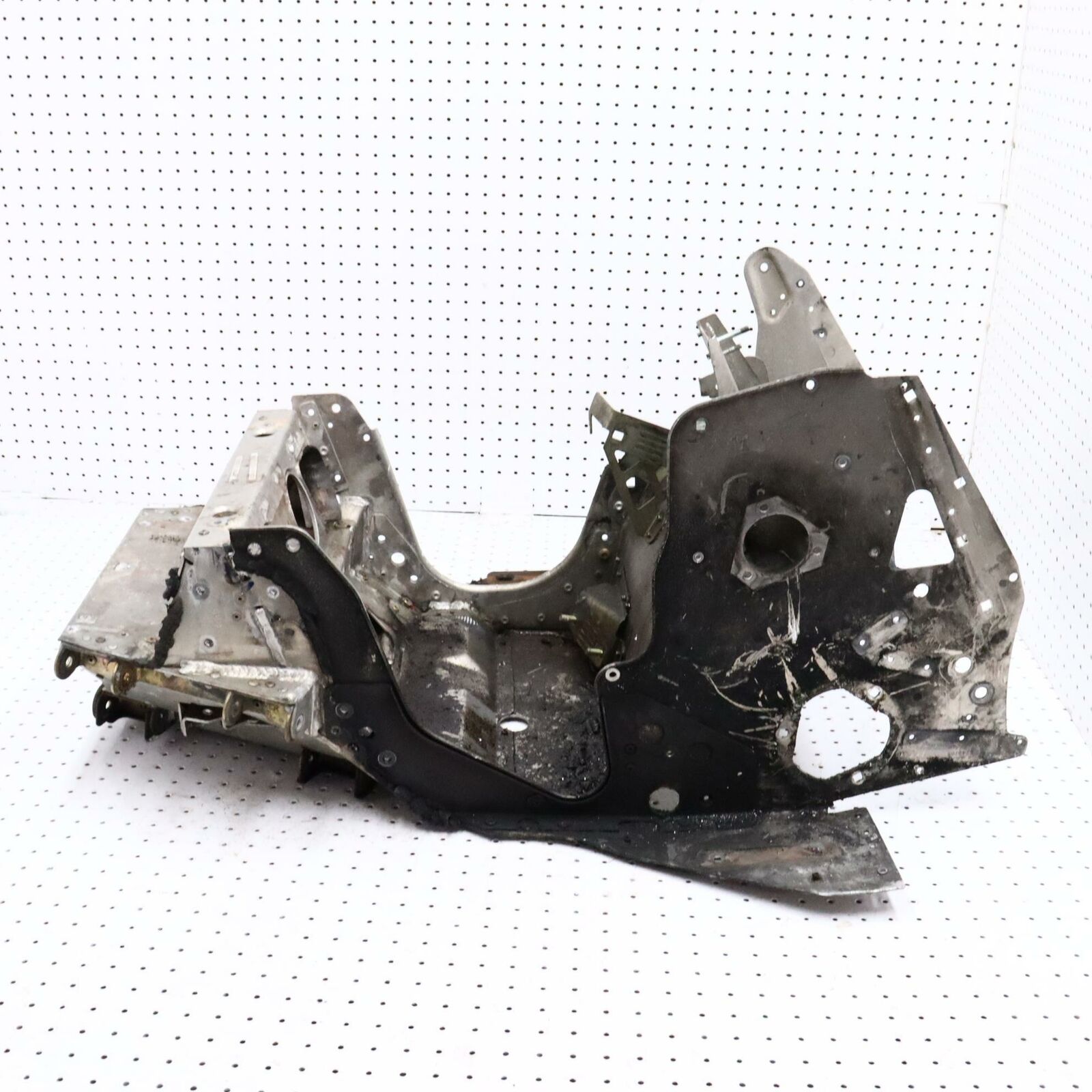 2006 POLARIS CLASSIC 700 FRONT BULKHEAD CHASSIS FRAME SUPPORT 1015032-309