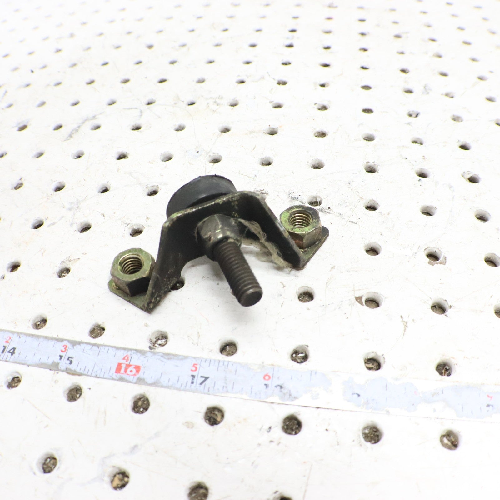 2007 Polaris Iq 600 Motor Engine Mount TORQUE ARM 1015728; 3021354 