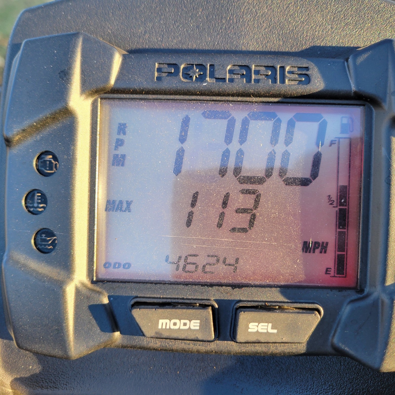 2016 Polaris Rush 800 Gauge Speedometer Display 2412901 148.1 HRS 4624 MIELS