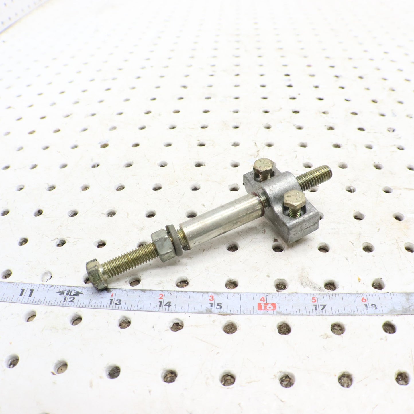 2009 Arctic Cat Crossfire R 8 Track Tension Adjuster Bock 0704-352; 2604-890 