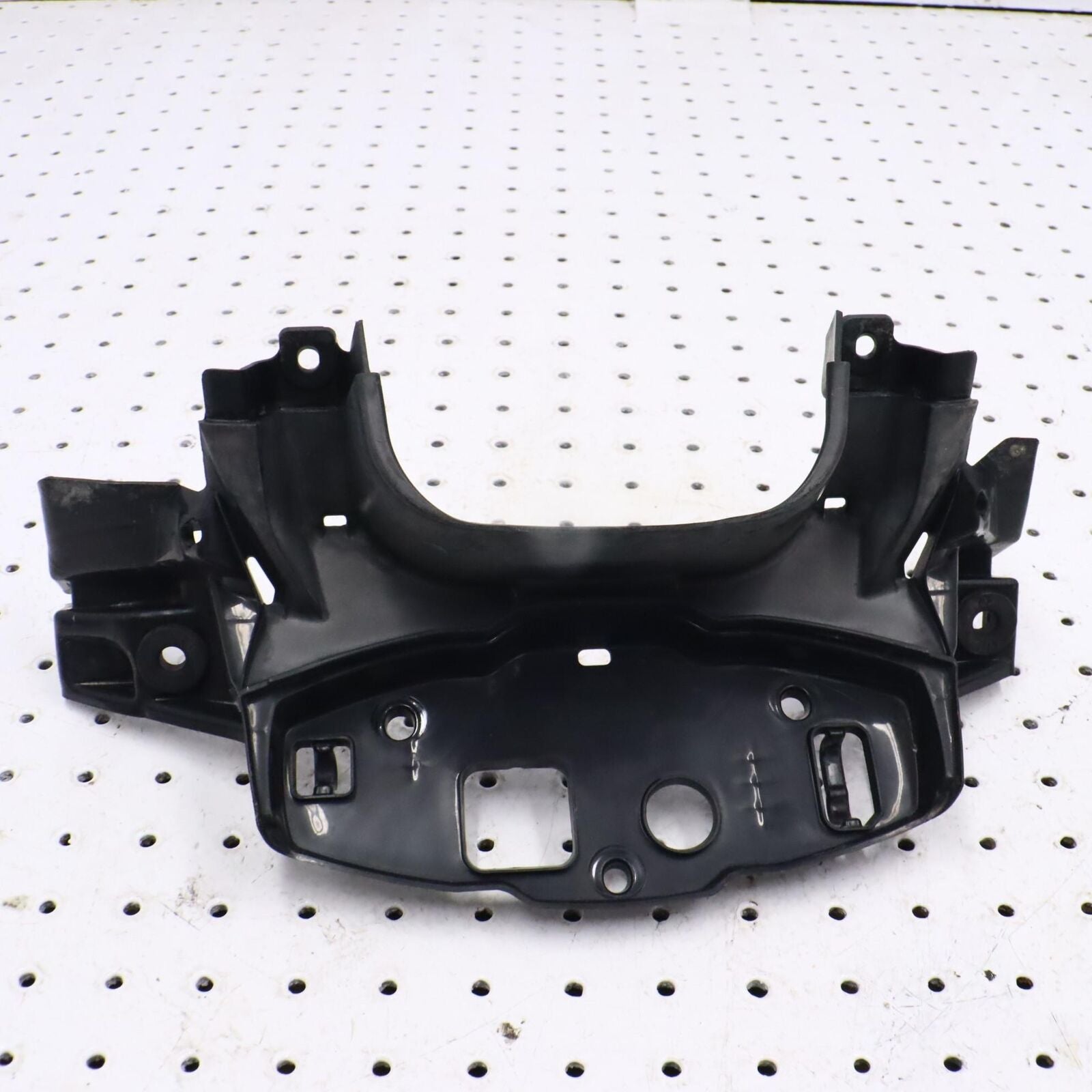 2013 YAMAHA GRIZZLY 700 SPEEDOMETER MOUNT 1HP-F837L-00-00 
