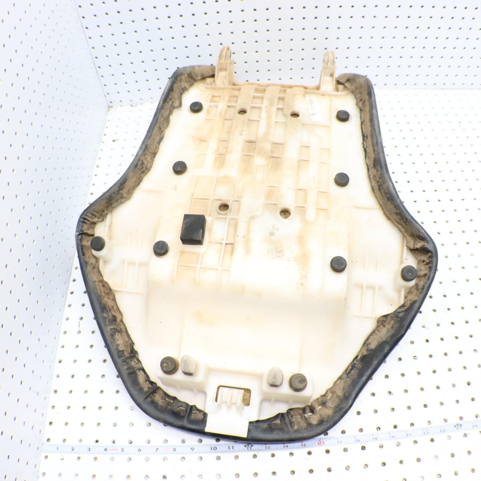 2016 SUZUKI KING QUAD 500 SEAT 45100-31G22-P21