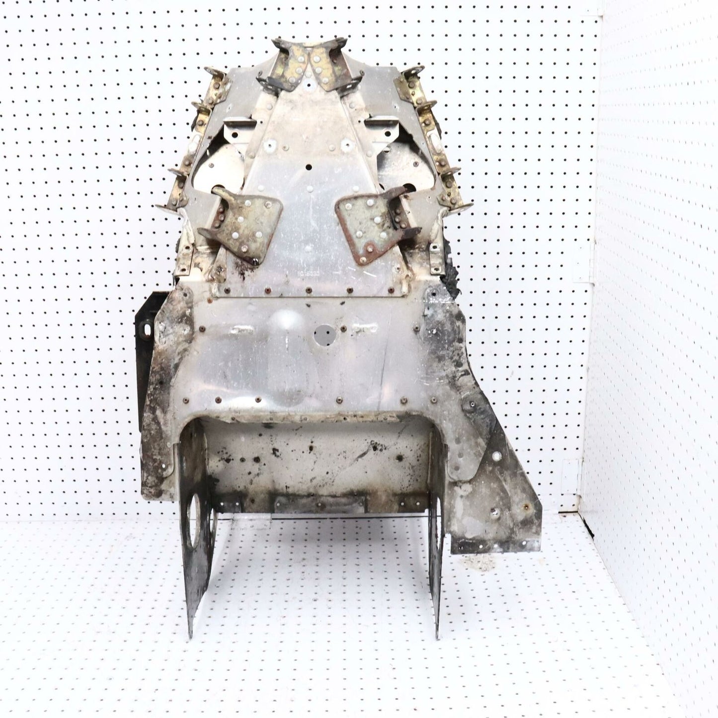 2006 POLARIS CLASSIC 700 FRONT BULKHEAD CHASSIS FRAME SUPPORT 1015032-309