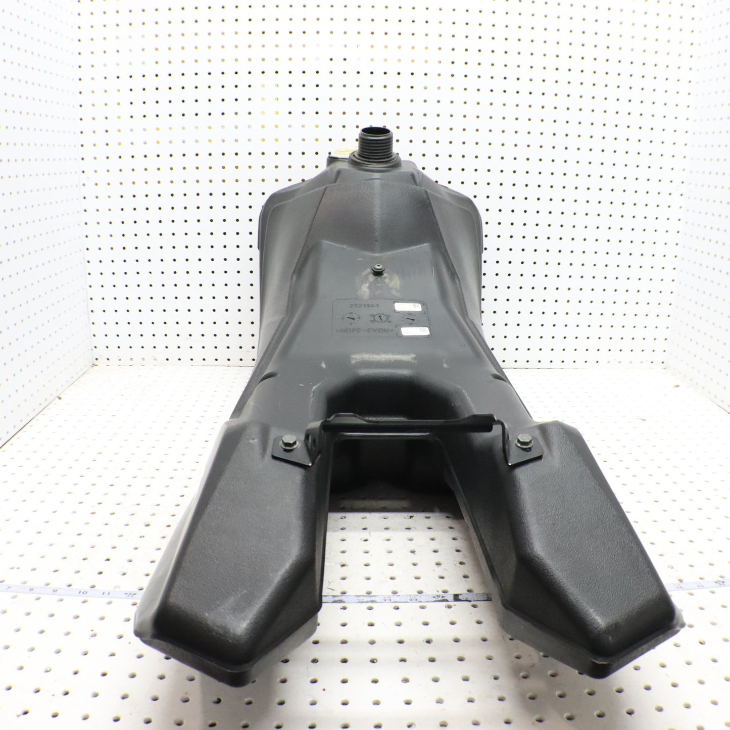 2016 Polaris Rush 800 Gas Tank Fuel Tank 2521341; 2521340