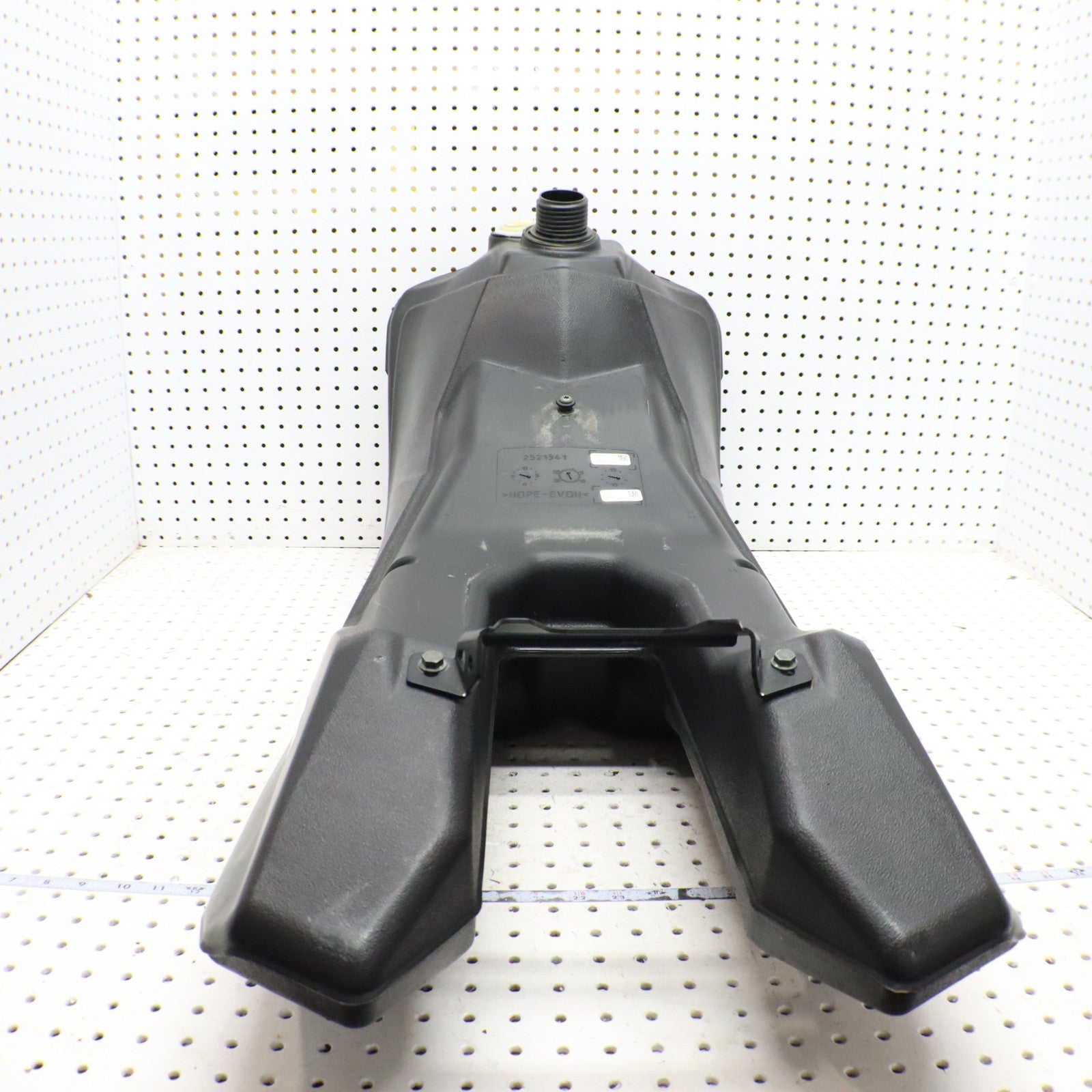 2016 Polaris Rush 800 Gas Tank Fuel Tank 2521341; 2521340