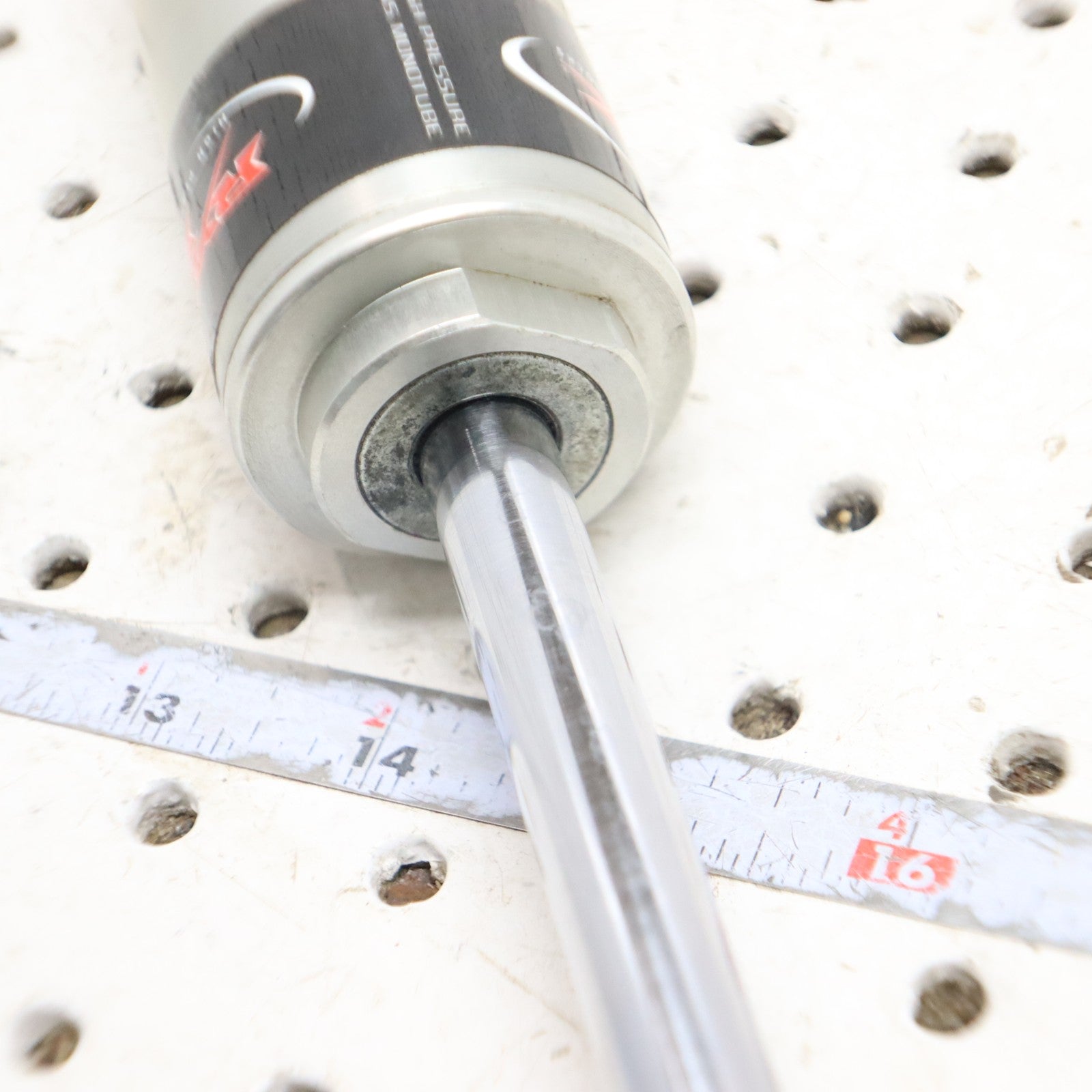 2007 Polaris Iq 600 Front Track Shock 1542488; 7043244 