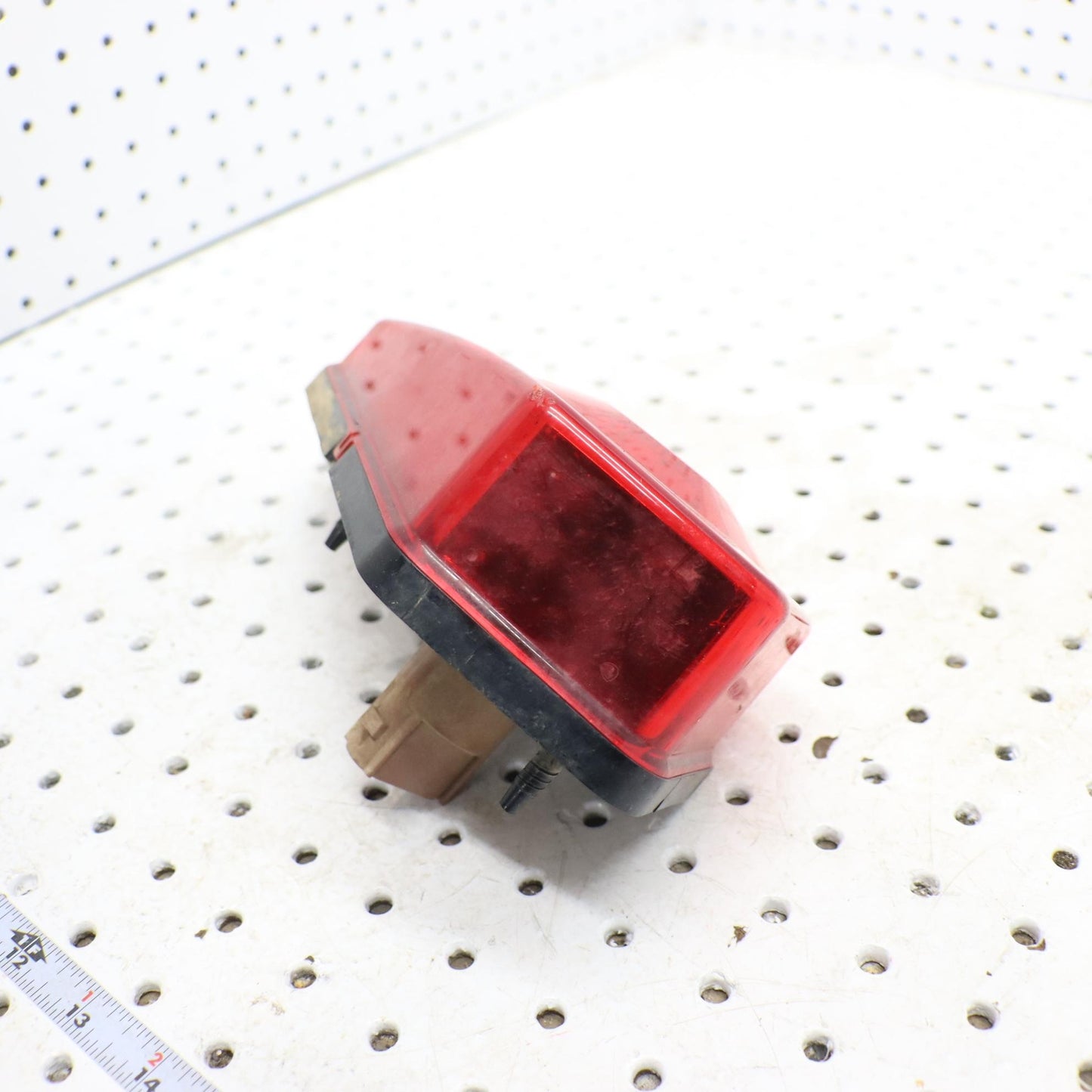 2016 POLARIS SPORTSMAN 570 TAIL LIGHT BRAKE LIGHT LEFT 2411153