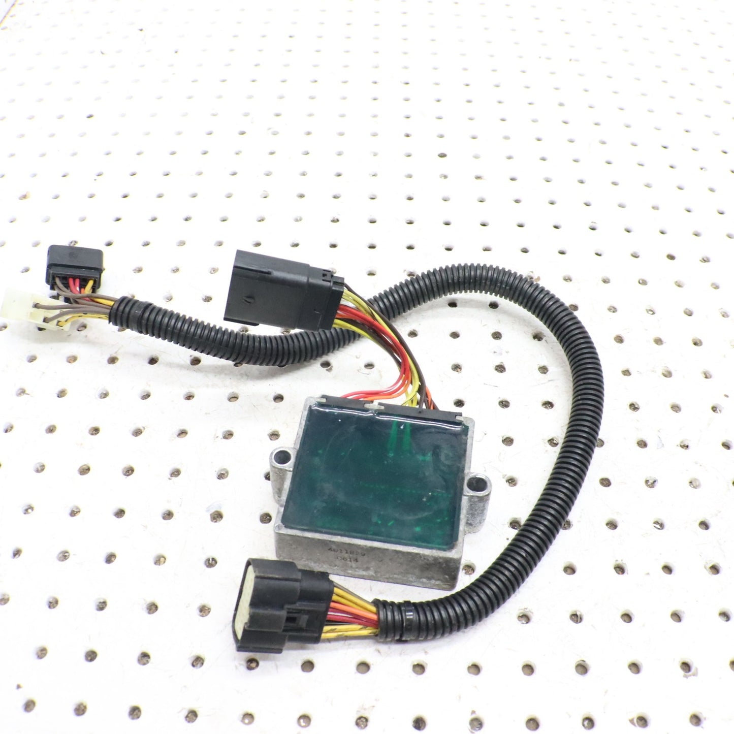 2007 Polaris Iq 600 Voltage Regulator 4011440; 2203794; 4011829