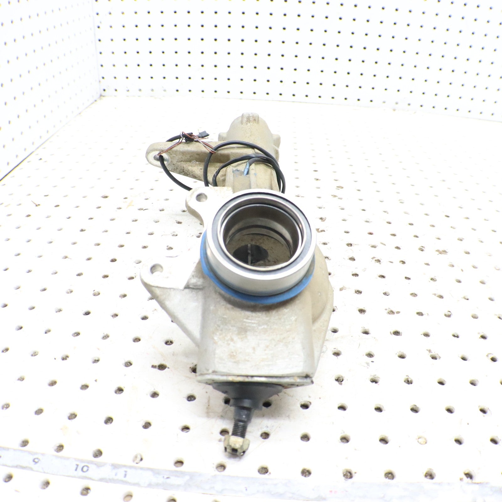 1998 Polaris Xplorer 400l Front Hub Strut RIGHT 2200976