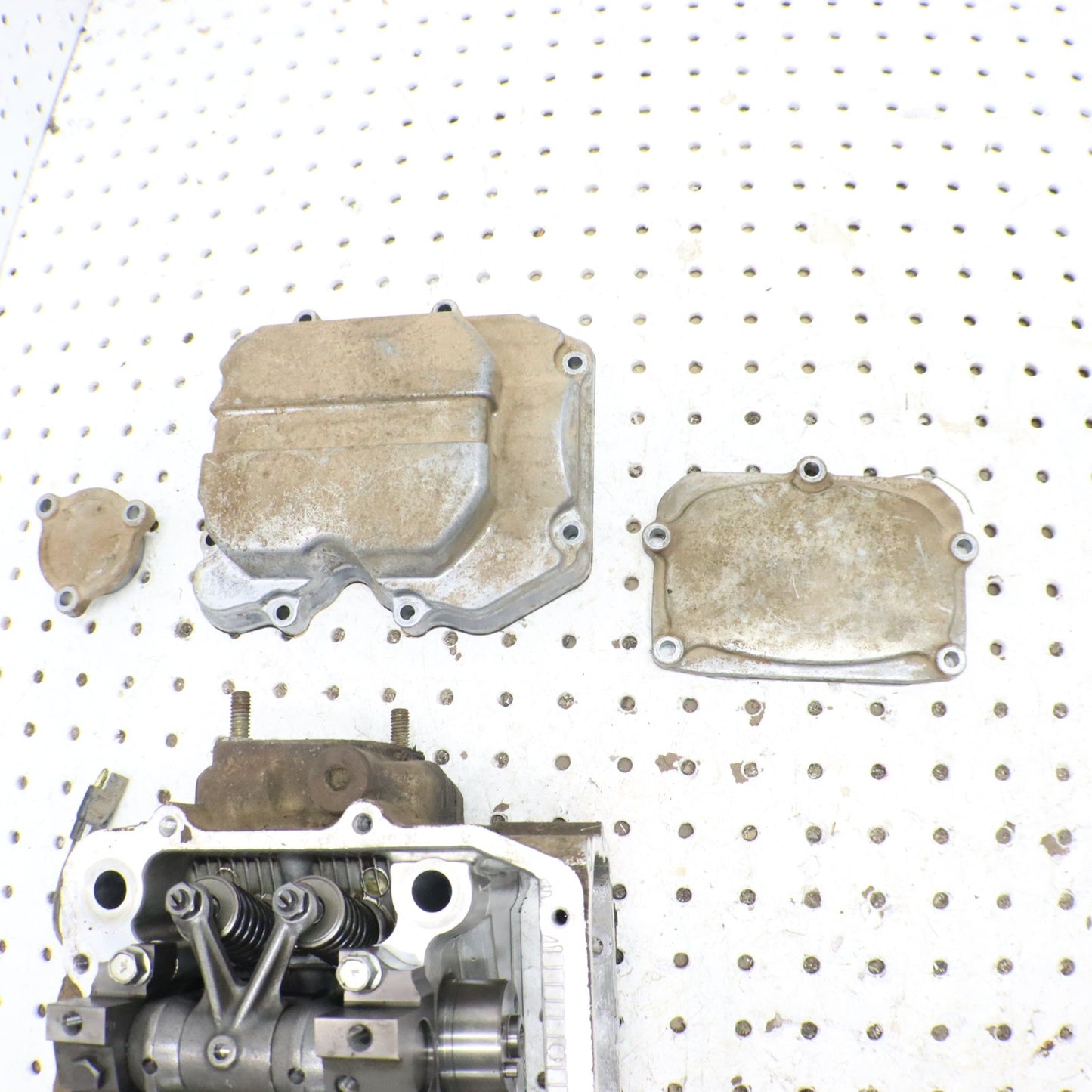 2004 Polaris Sportsman 500 Cylinder Head  3085527