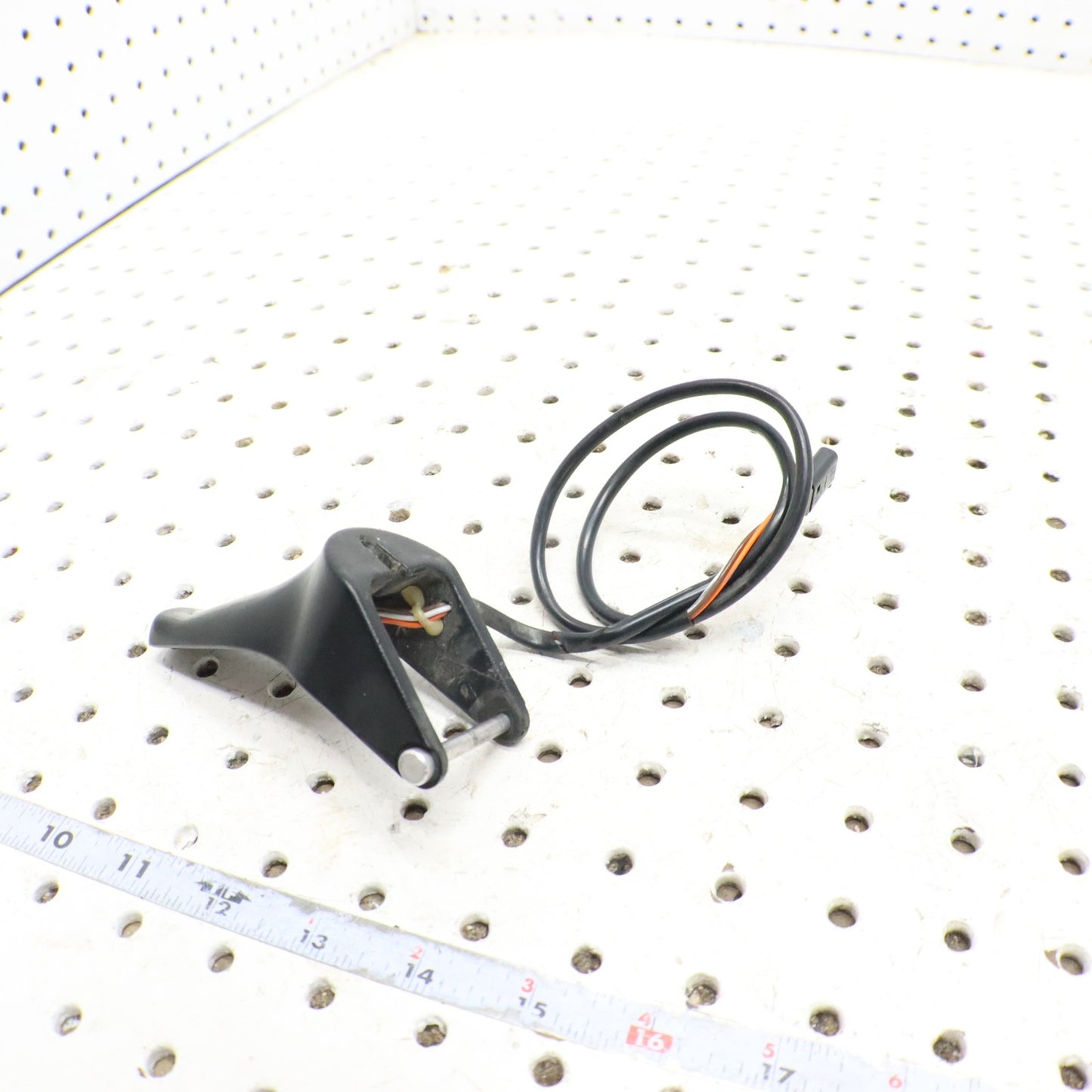 2007 Polaris Iq 600 Throttle Lever & HEATER 5432970; 2010271 HEATER WORKS