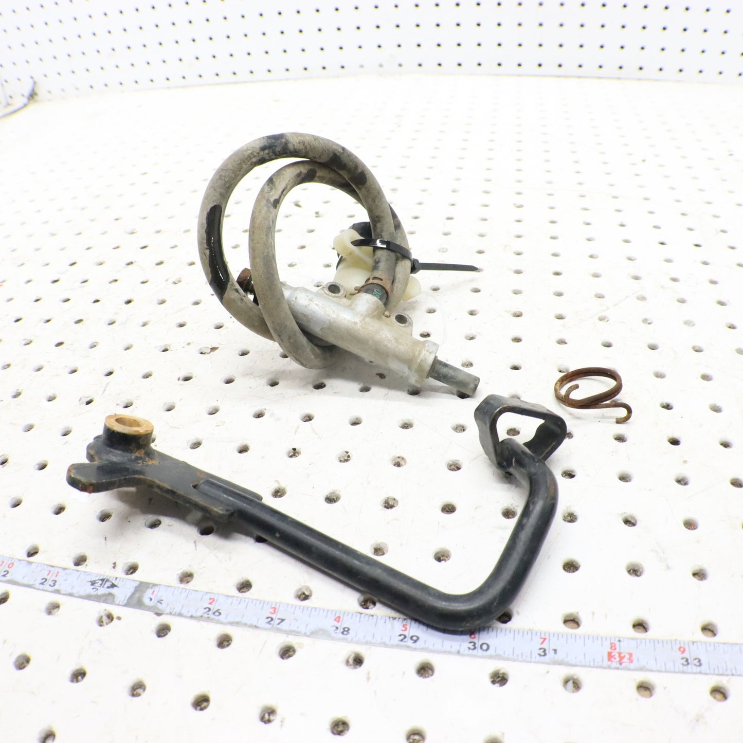 2009 Polaris Sportsman 800 Foot Brake Pedal & Master Cylinder 1911274 1911076-06