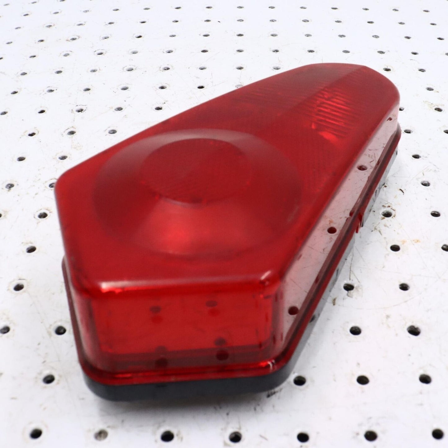 2013 POLARIS SPORTSMAN 550 LEFT REAR TAIL TAILLIGHT BACK BRAKE LIGHT 2411153