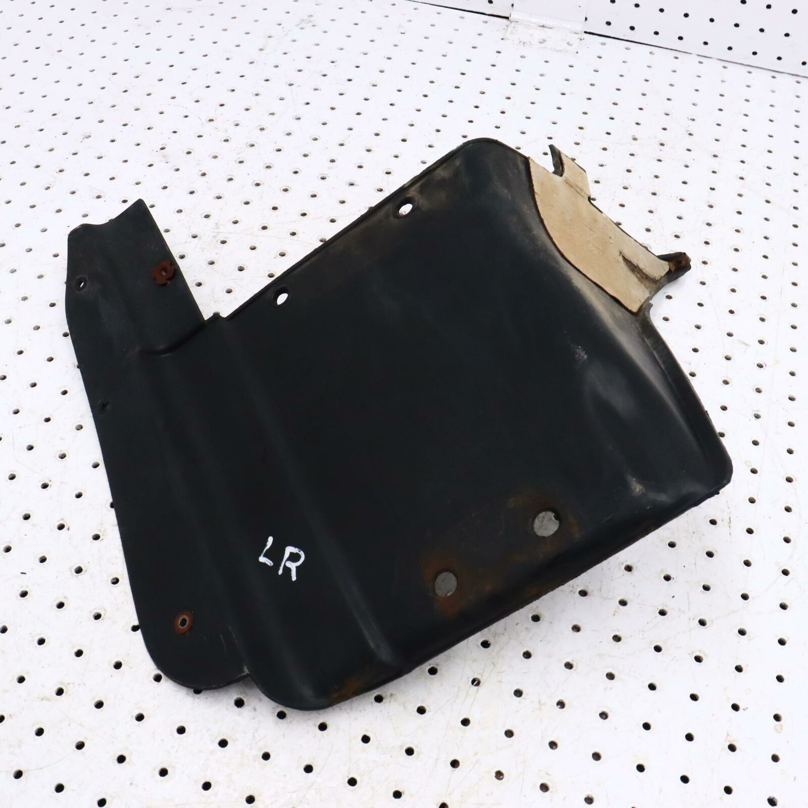 2004 ARCTIC CAT 650 LEFT REAR FENDER FLARE MUD GUARD  1506-372