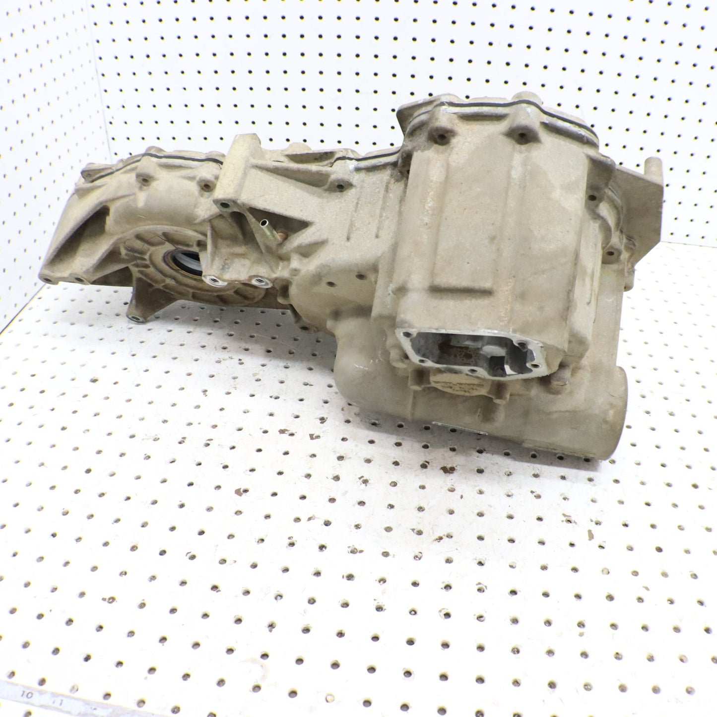 2004 Polaris Sportsman 500 Transmission Gearcase CASES 3234059 ; 3234056