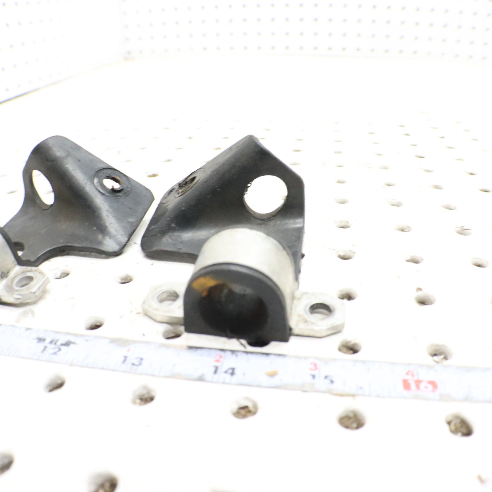 2007 Polaris Iq 600 Sway Bar Bushing 5134458; 5435516; 5435517 