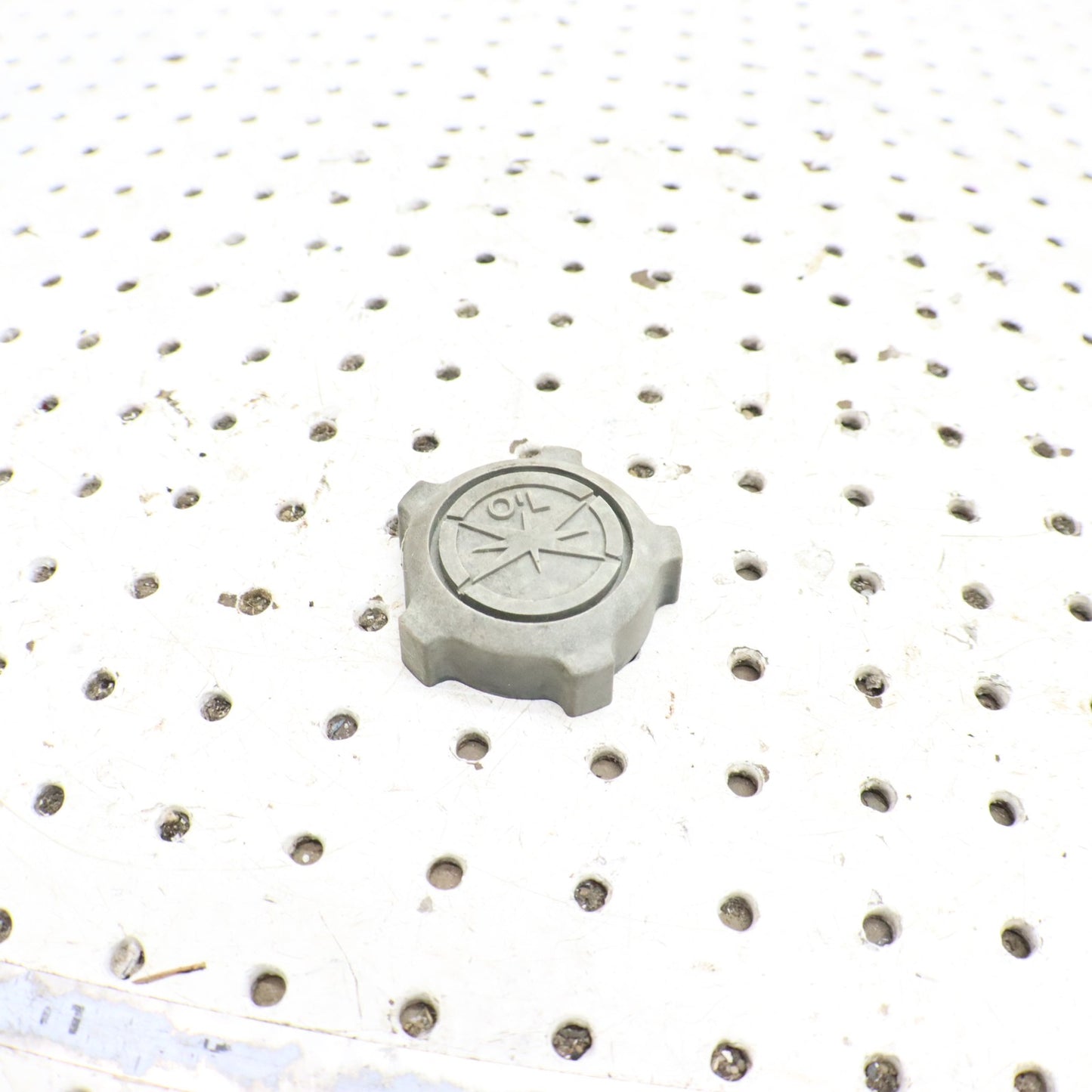 1995 Polaris Xplorer 400 Oil Fill Cap Cover Lid 5430779